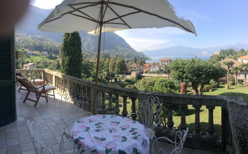 Bed and Breakfast Il Motto Di Tommy Castelveccana Экстерьер фото